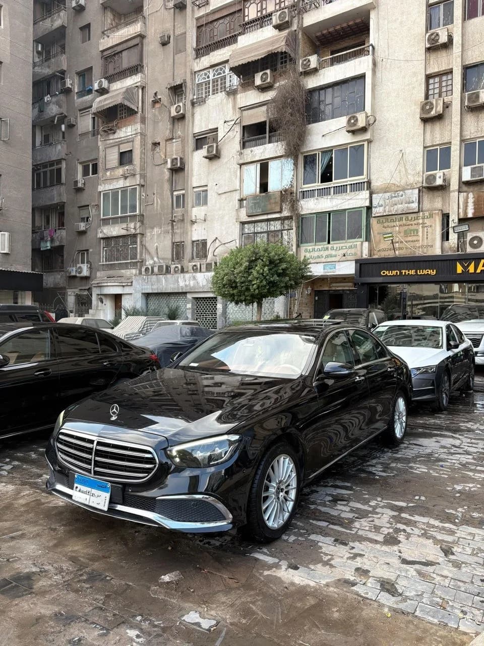 Mercedes-Benz e-300 2021 (1)