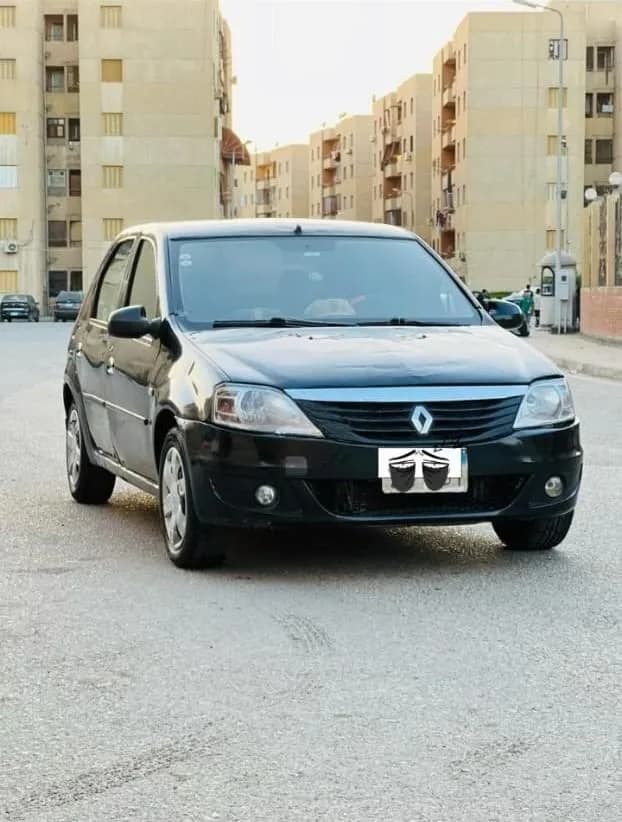 Renault Logan 2010 (1)