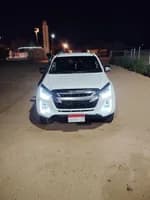 Isuzu D-Max 2023 (3)