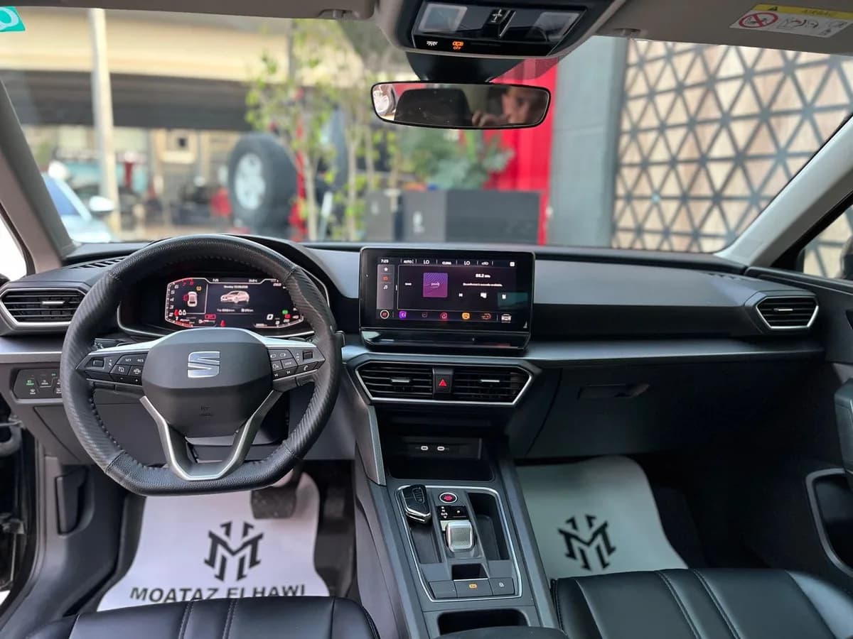 SEAT León 2024 (1)