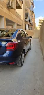 Renault Logan 2019 (4)