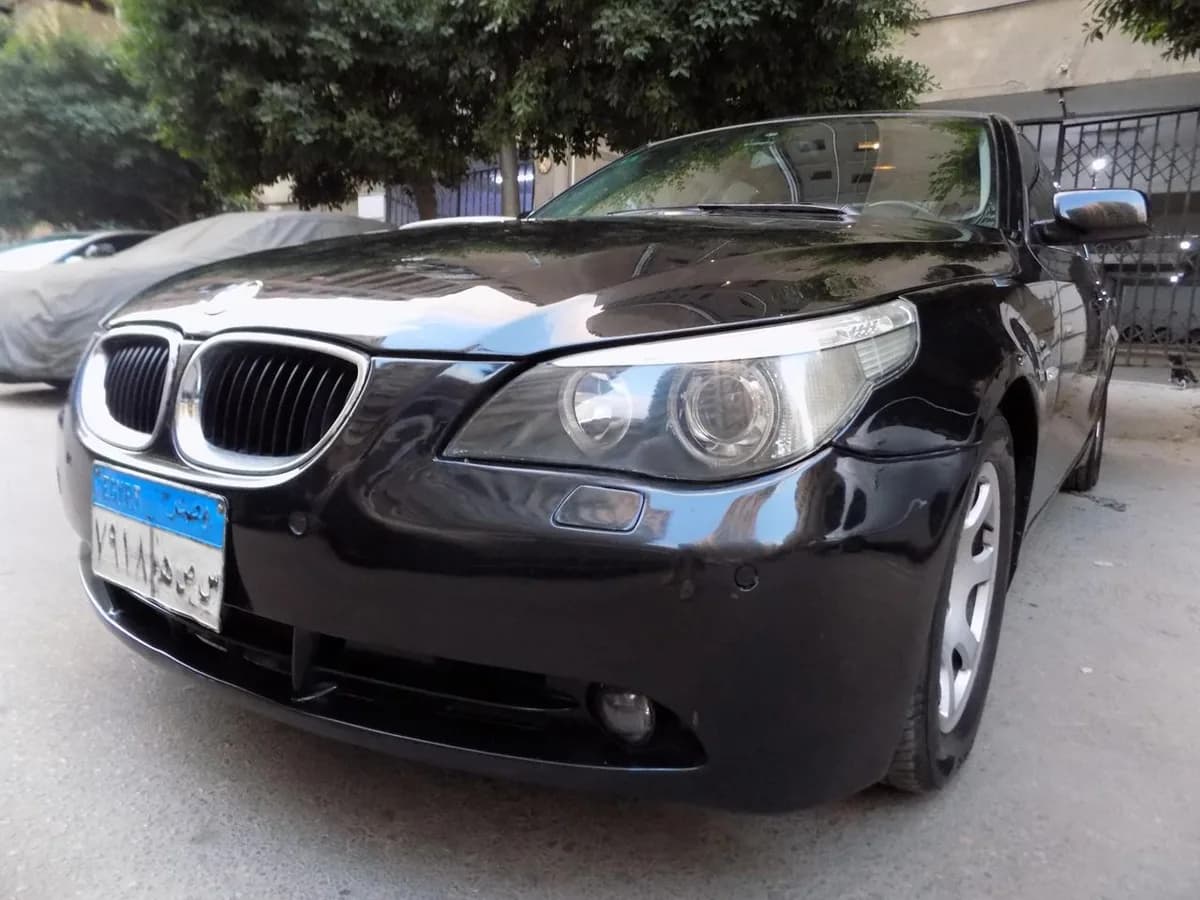 BMW 525 2005 (0)