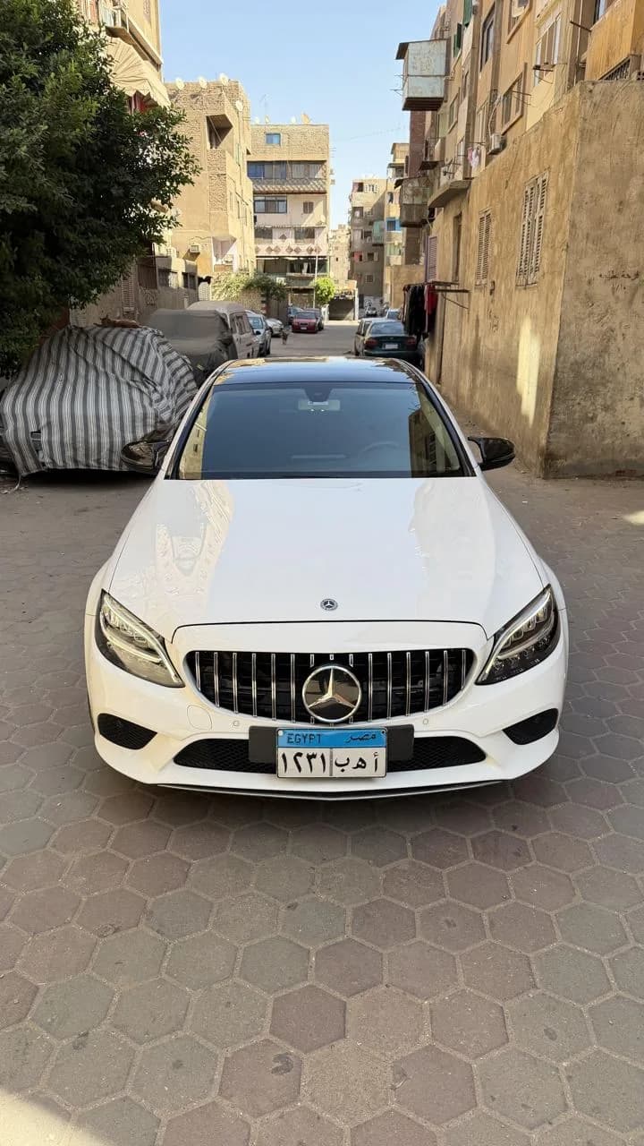 Mercedes C 180 2020 (1)