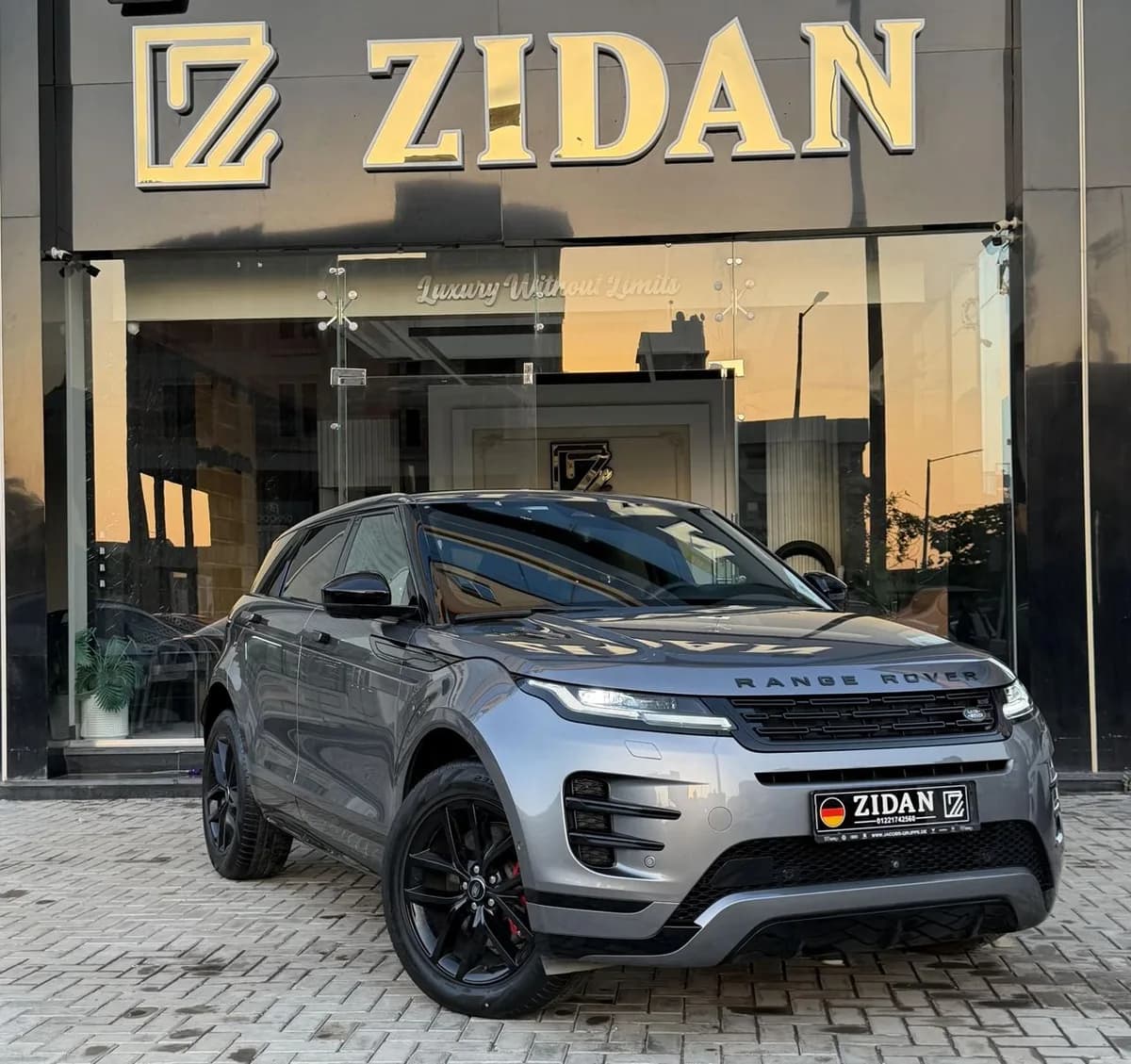Land Rover Range Rover Evoque 2024 (1)