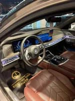 BMW 740 2026 (9)