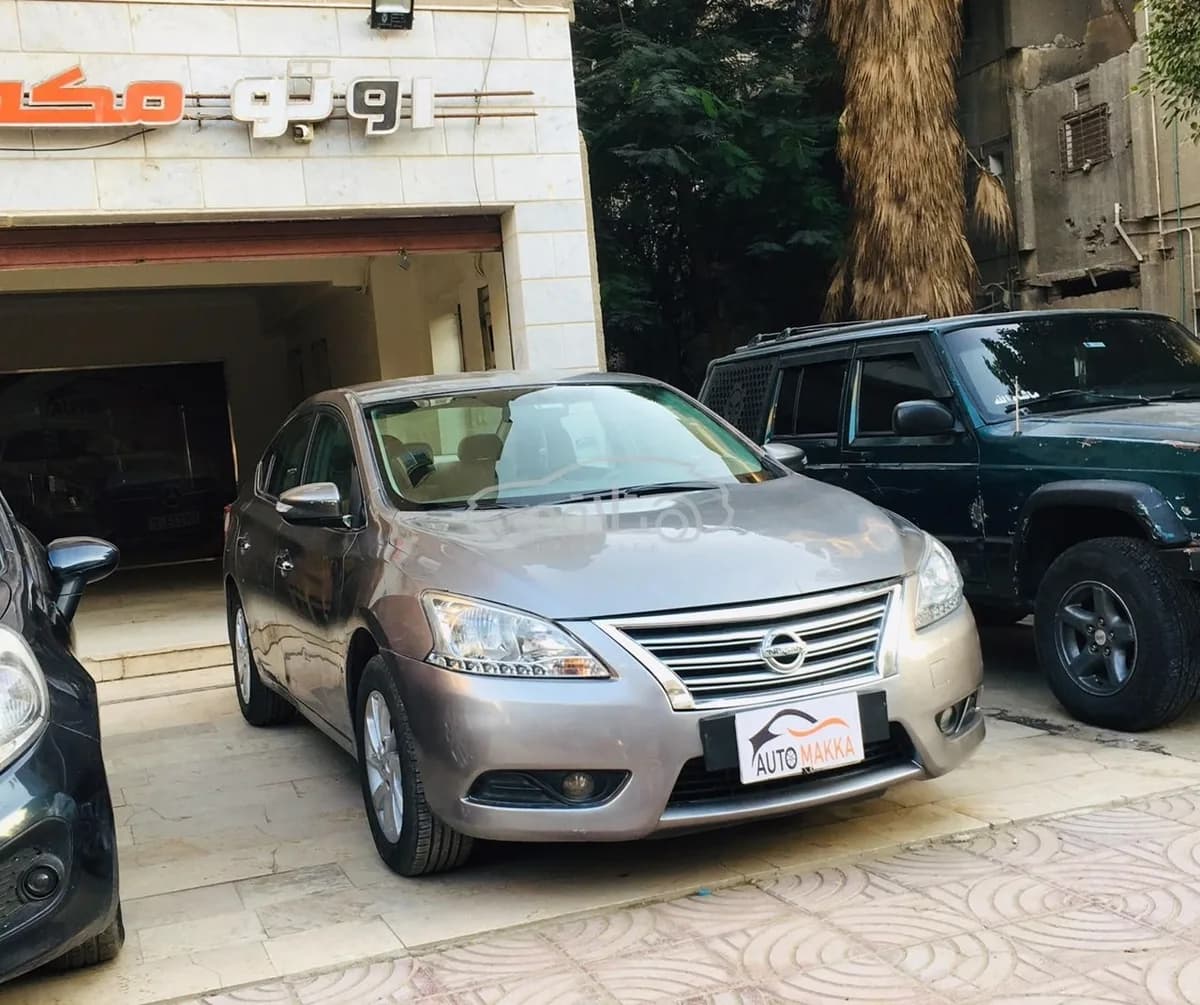 Nissan Sentra 2020 (1)
