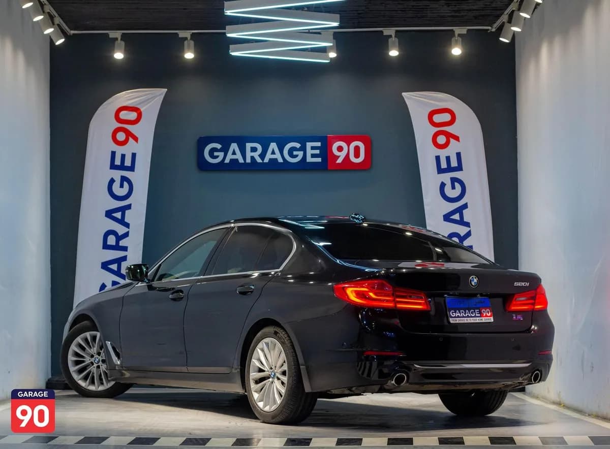 BMW 520 2019 (4)
