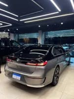 BMW 740 2026 (3)