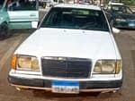 Mercedes 200 1986 (3)