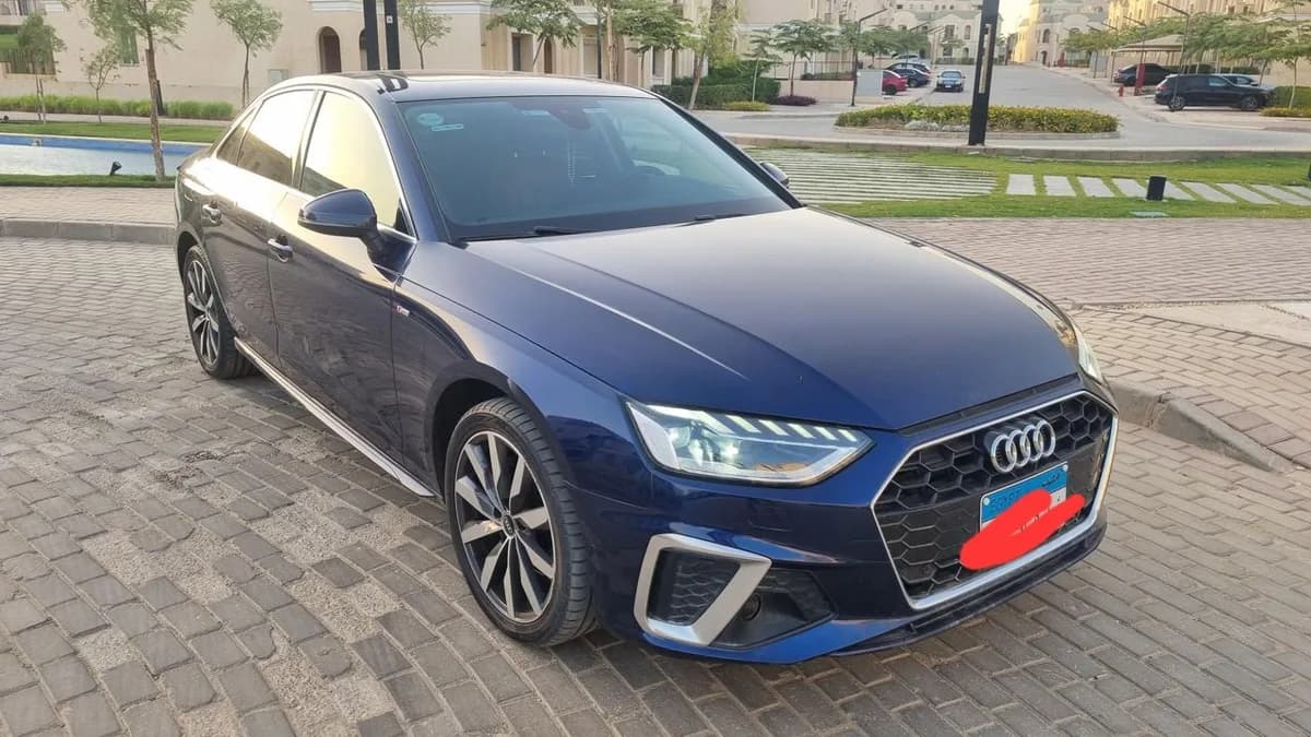 Audi A4 2022 (0)