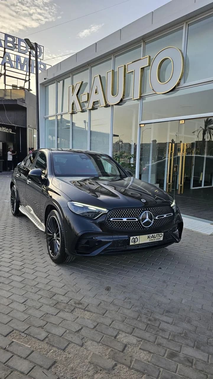 Mercedes GLC 300 2025 (1)