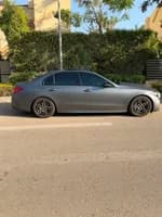 Mercedes C 200 AMG 2025 (3)