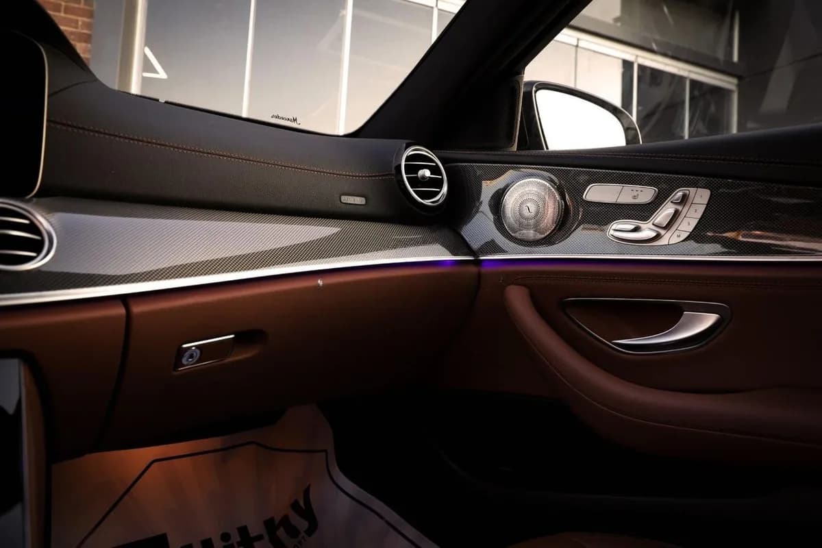 Mercedes E 200 2021 (8)