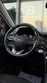 Hyundai Elantra 2025 (2)