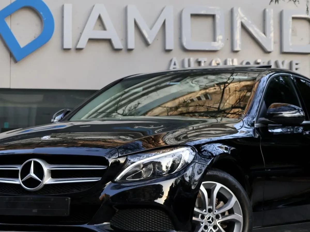 Mercedes C 180 2018 (1)