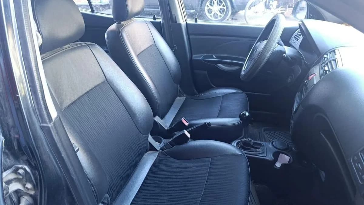 Kia Picanto 2010 (4)