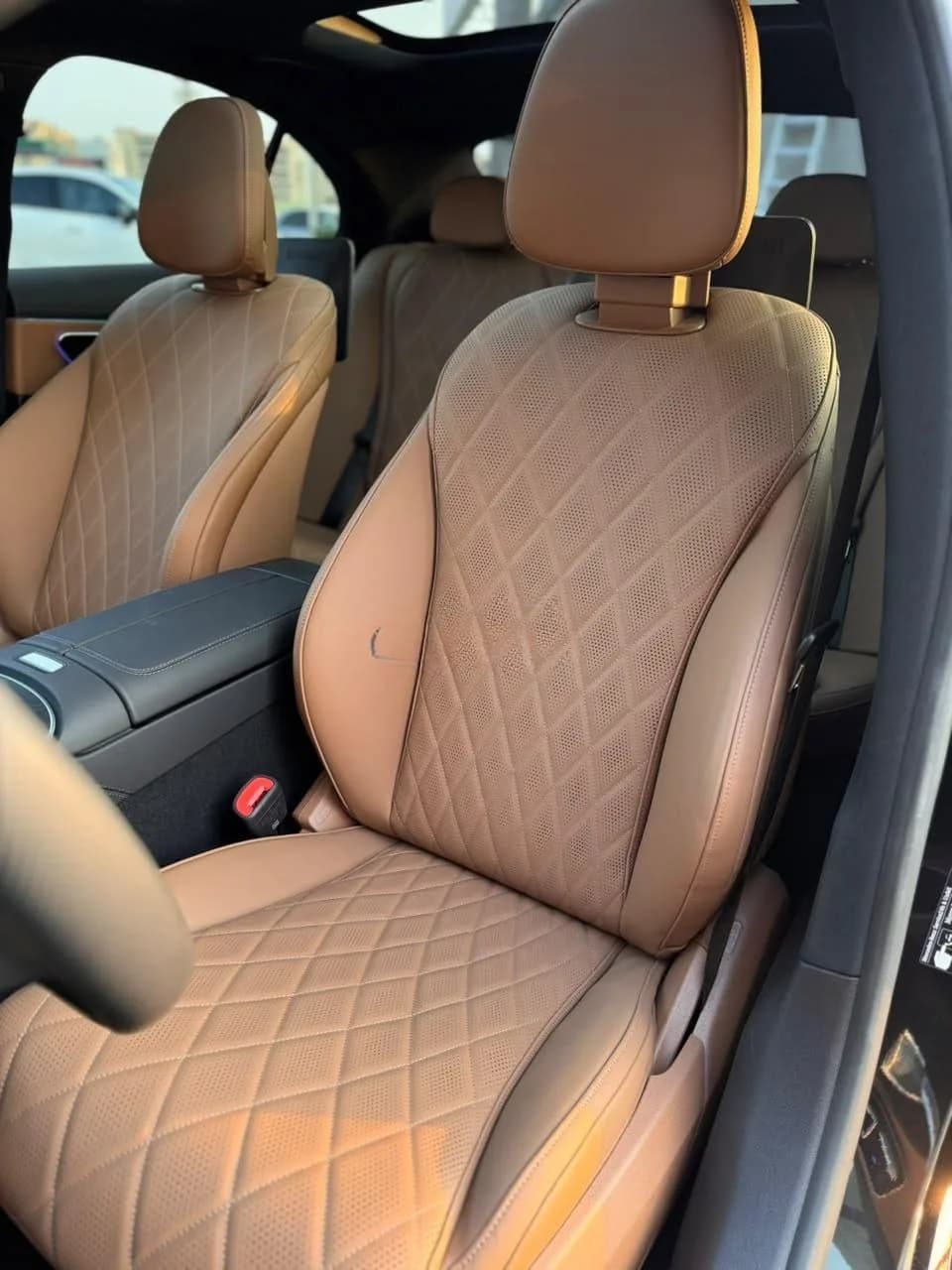 Mercedes E 200 2024 (10)