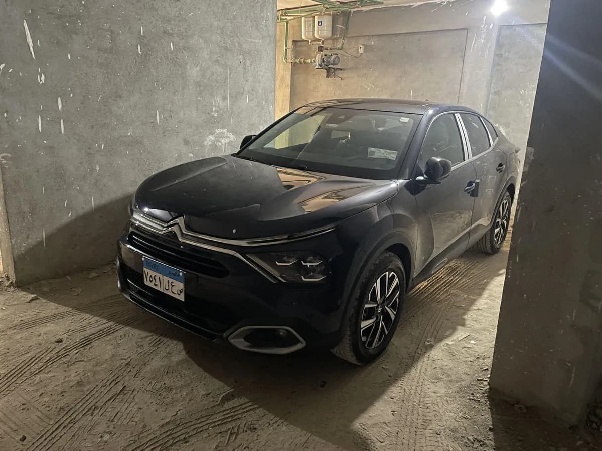 Citroën C4X 2025 (1)