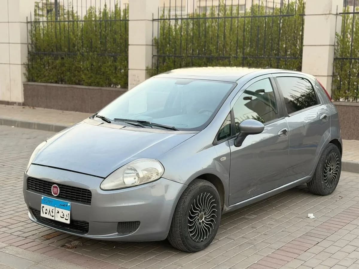 Fiat Grand Punto 2008 (2)