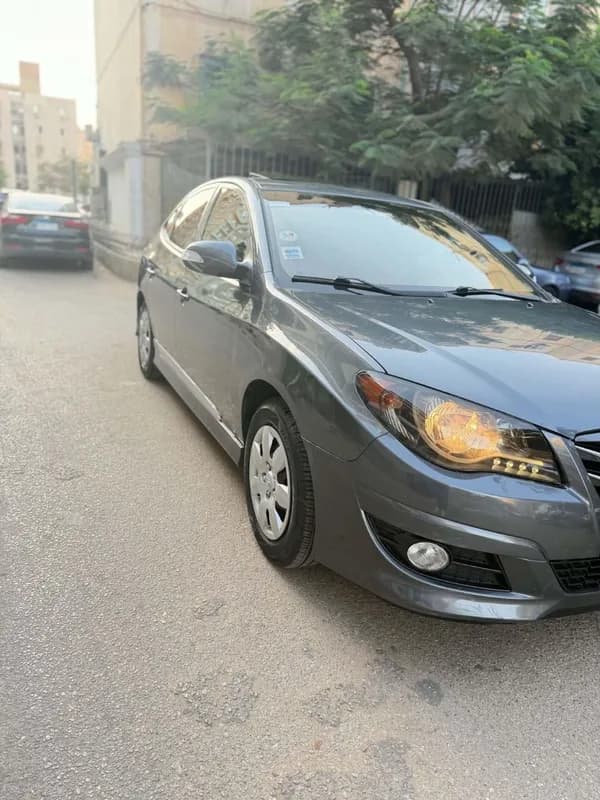 Hyundai Elantra HD 2021