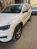 Jeep Grand Cherokee 2019 (9)