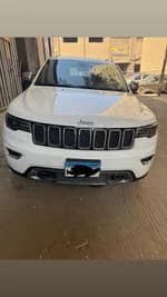 Jeep Grand Cherokee 2019 (1)