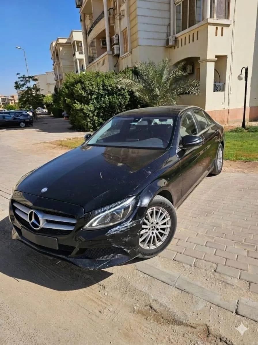 Mercedes C 180 2017 (1)