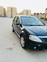 Renault Logan 2010 (3)