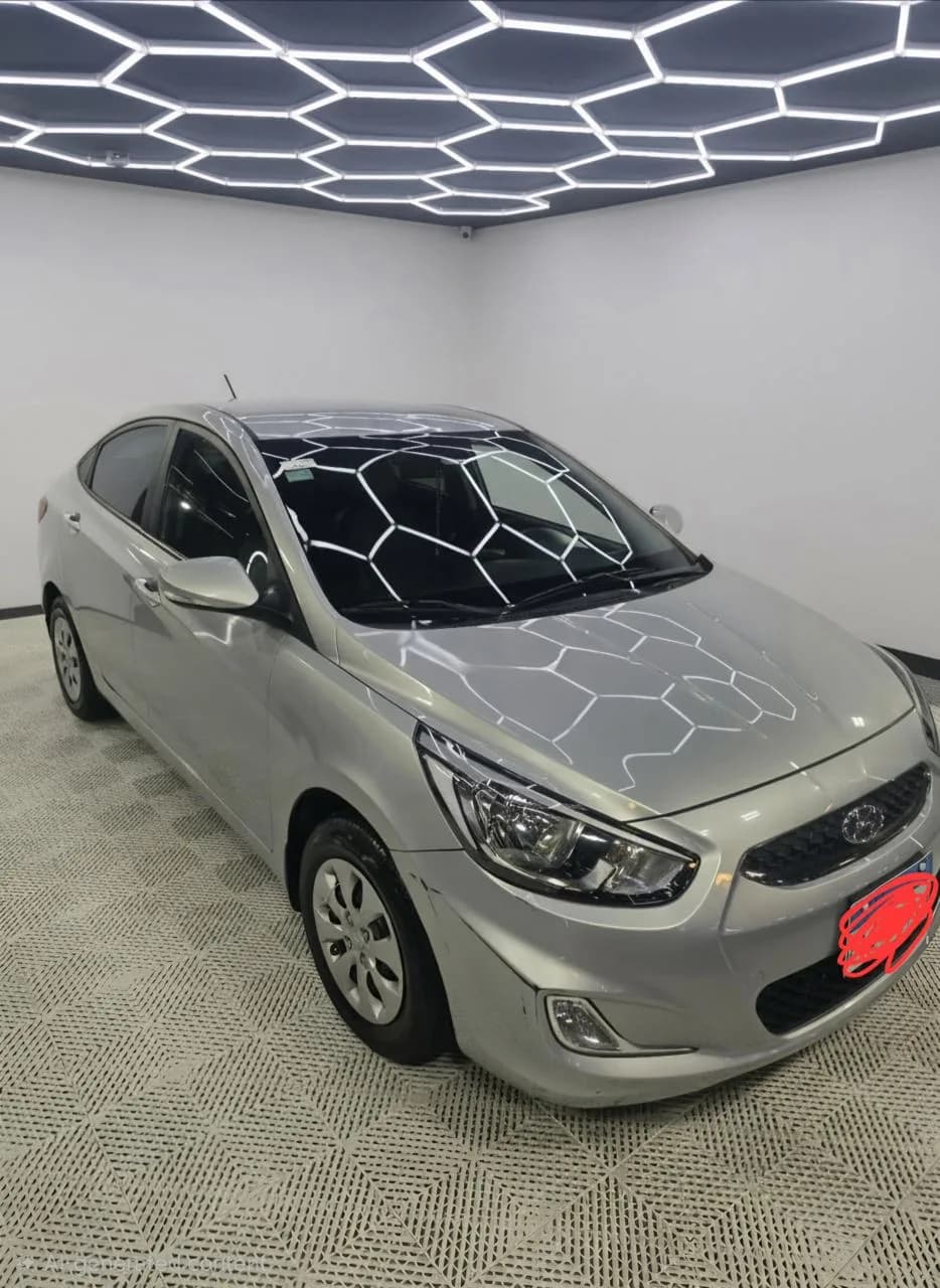 Hyundai Accent RB 2024 (1)