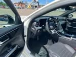 Mercedes-Benz 200 2024 (8)
