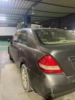 Nissan Tiida 2007 (2)