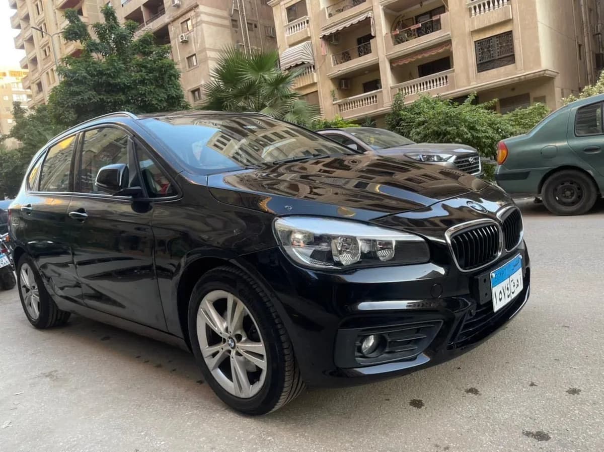 BMW 218 i 2016 (2)