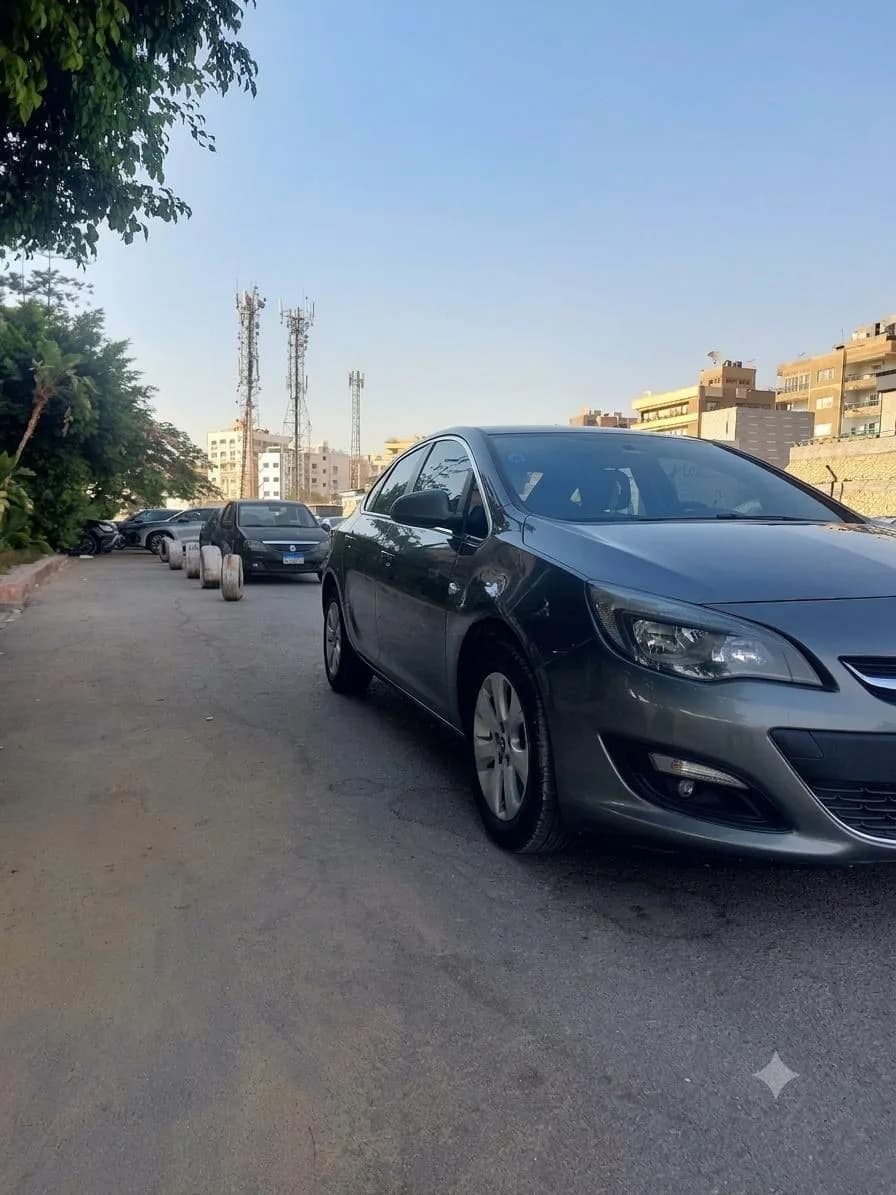 Opel Astra 2020 (3)