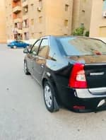 Renault Logan 2010 (5)
