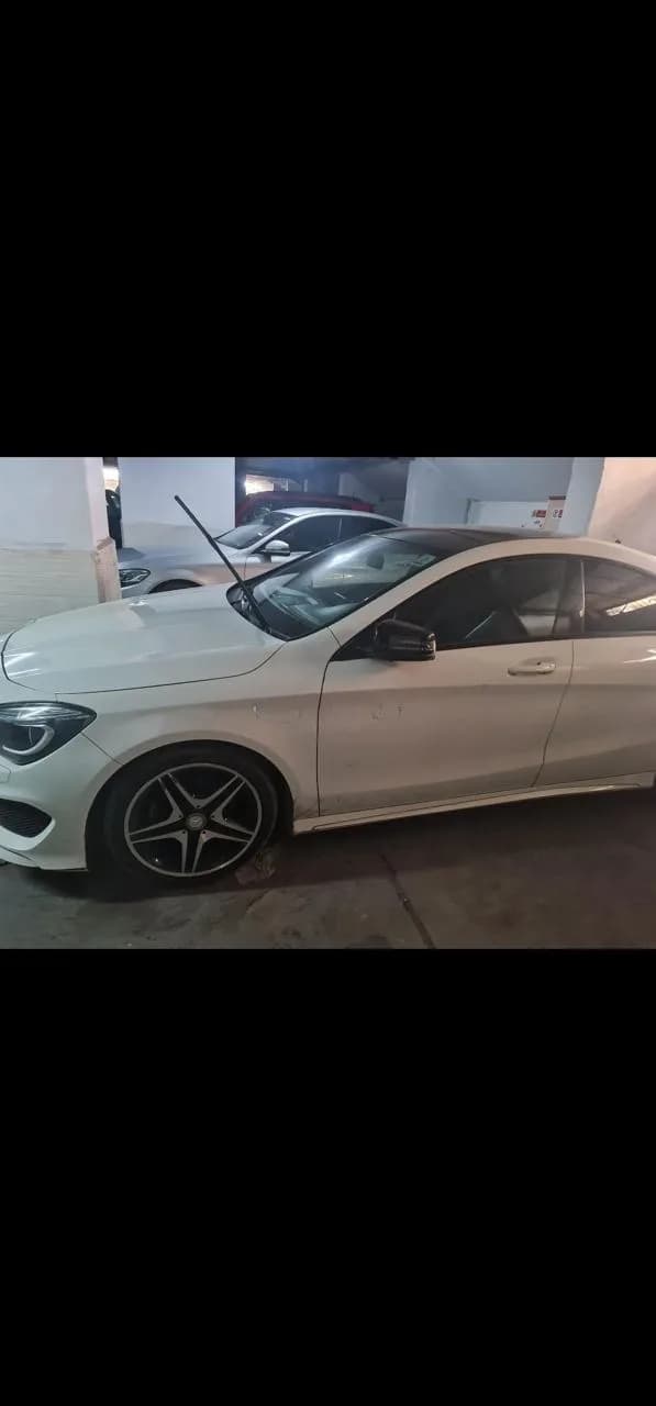 Mercedes CLA 200 2015 (1)