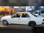 Mercedes 200 1986 (5)