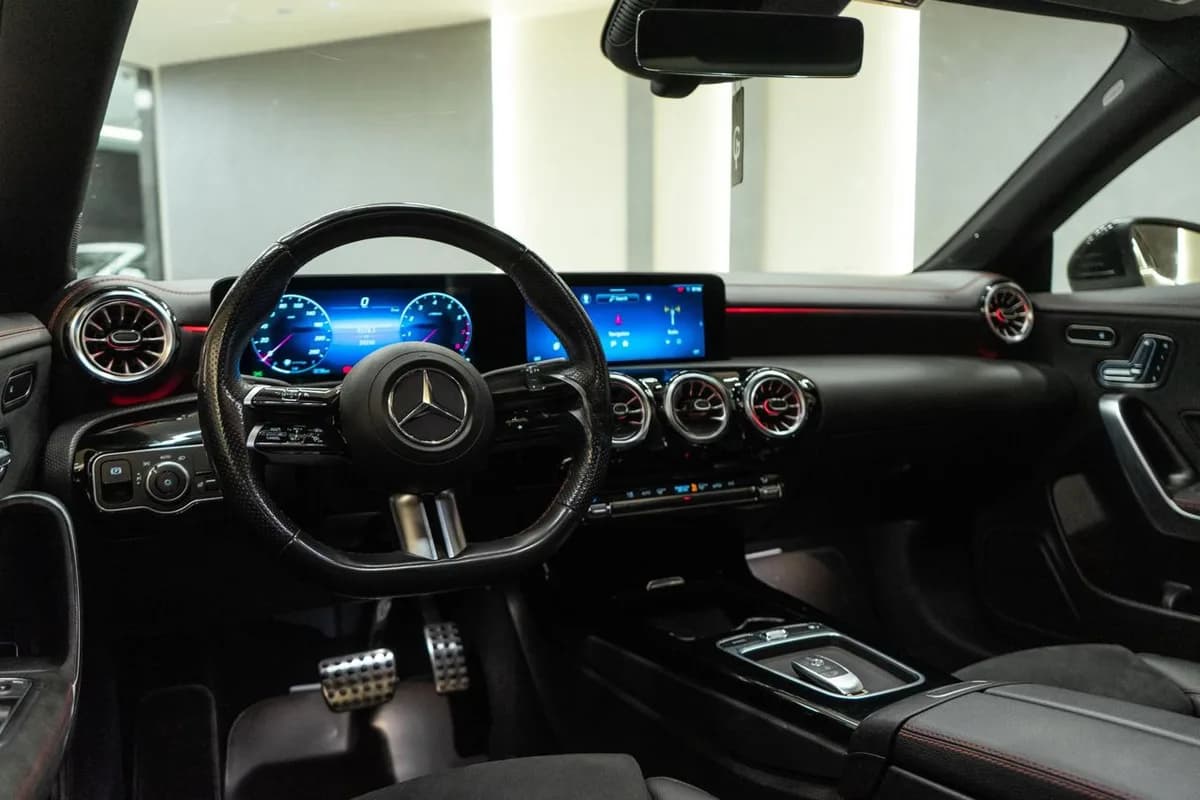 Mercedes CLA 200 2024 (1)