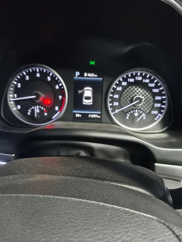 Hyundai Elantra AD 2025
