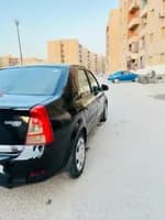 Renault Logan 2010 (2)