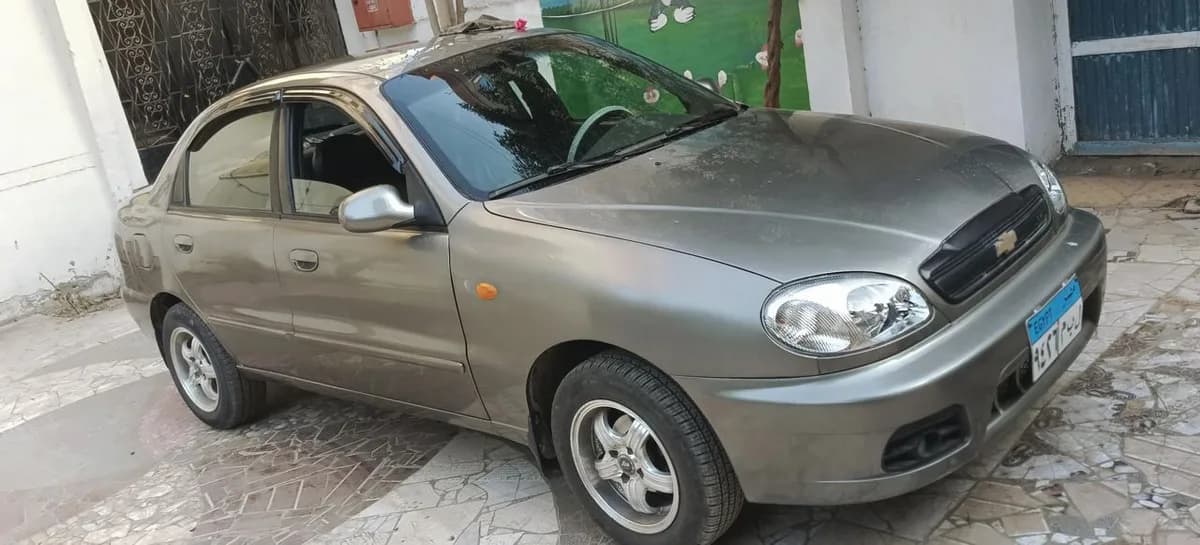 Chevrolet Lanos 2009 (1)