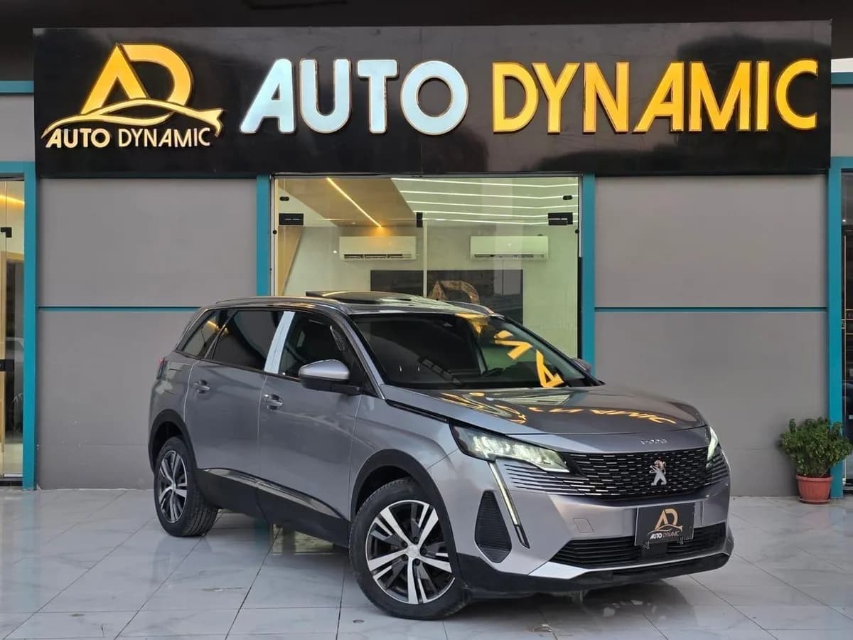 Peugeot 5008 2021 (1)