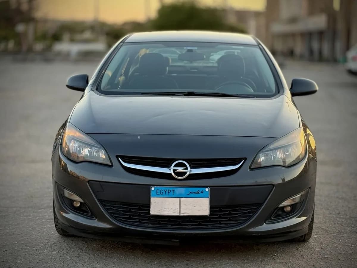 Opel Astra 2016 (0)