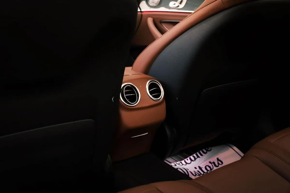 Mercedes E 200 2021 (7)