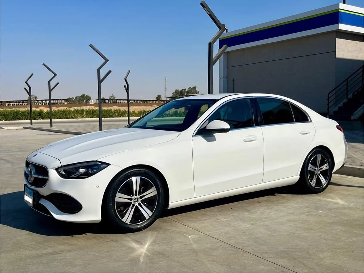 Mercedes C 180 2022 (1)