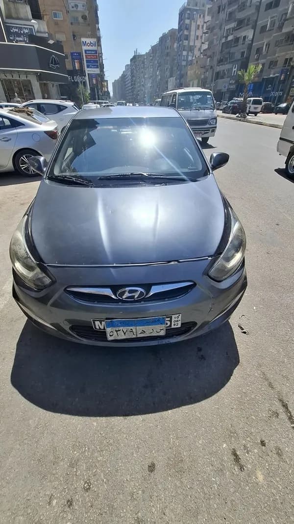 Hyundai Accent RB 2012