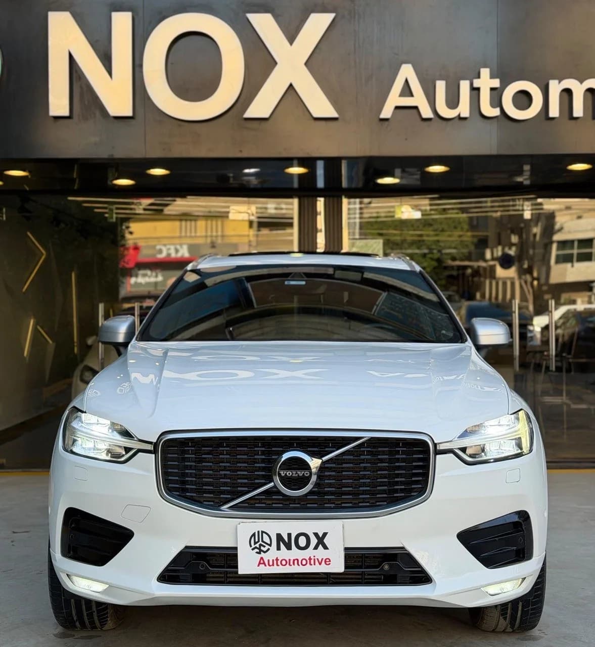 Volvo XC60 2019 (1)