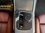 BMW 320i 2024 (11)