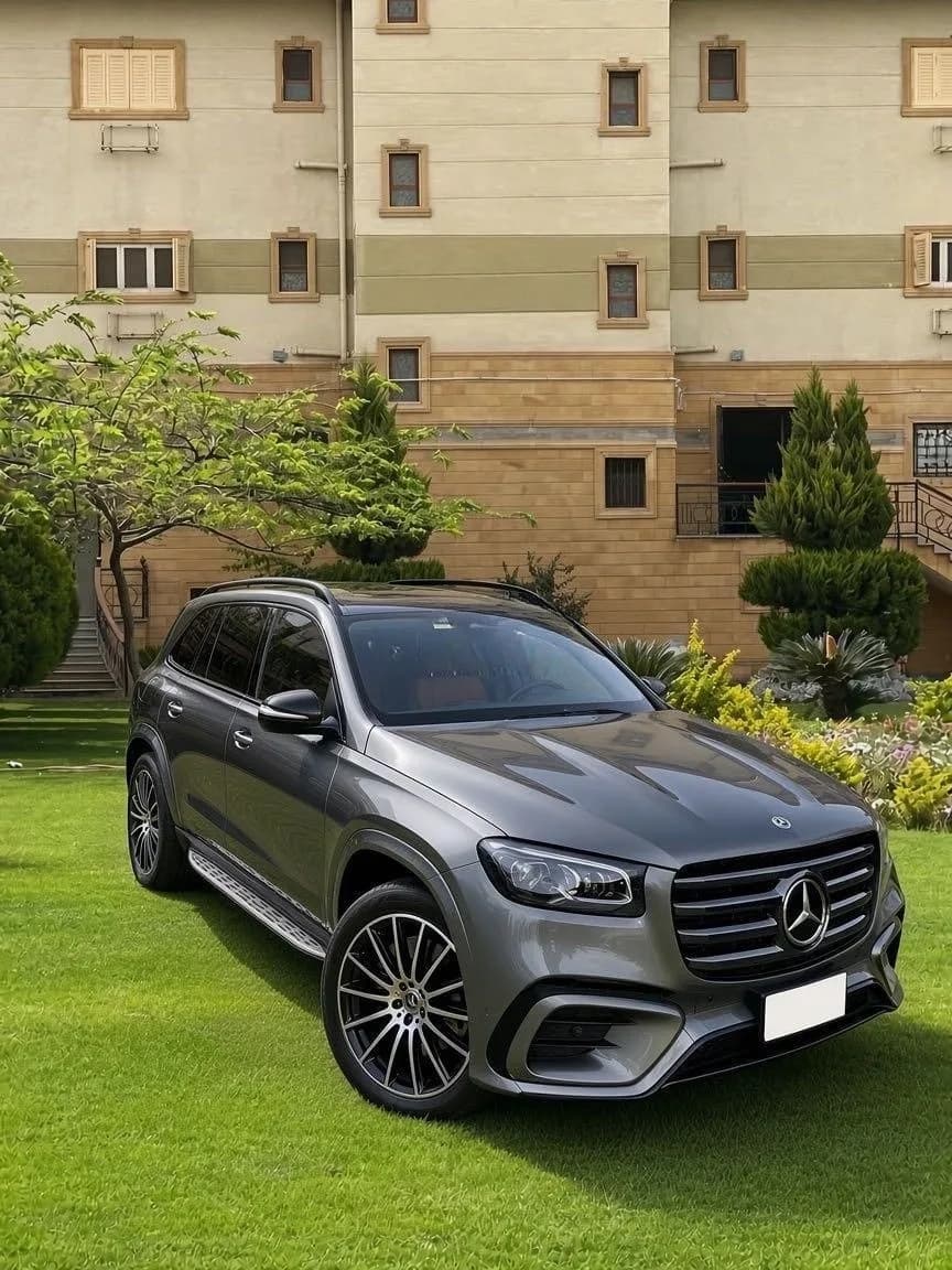 Mercedes-Benz GLS 2025 (1)