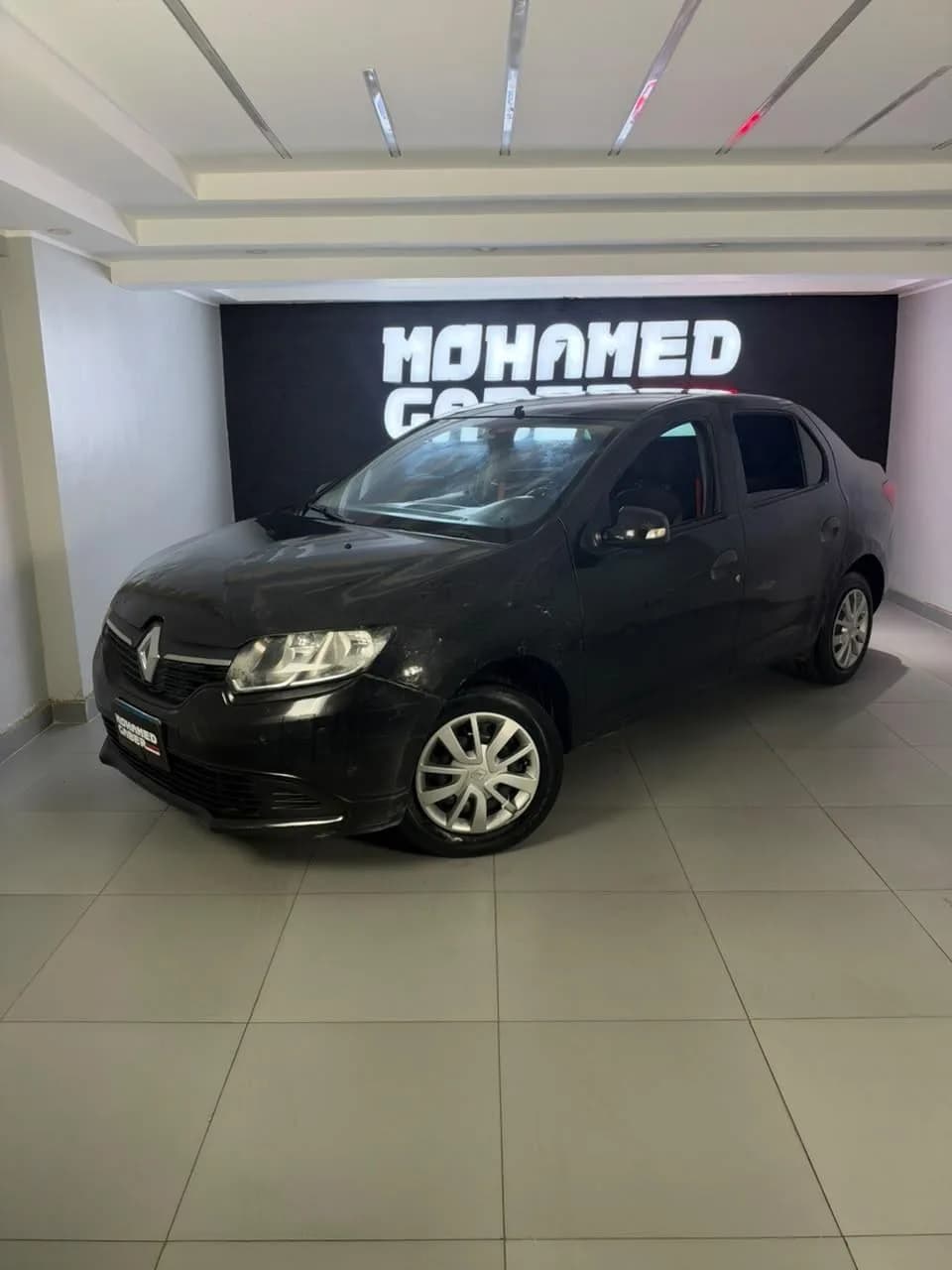 Renault Logan 2016 (1)