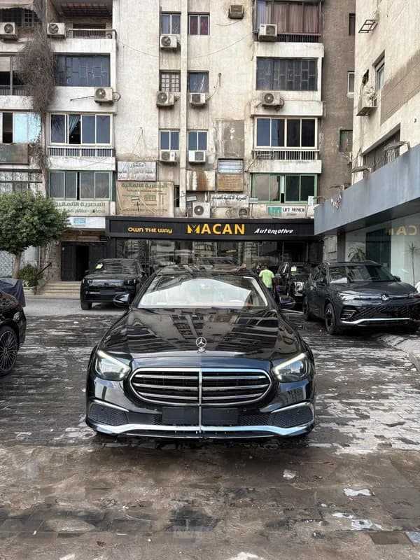 Mercedes-Benz e-300 2021